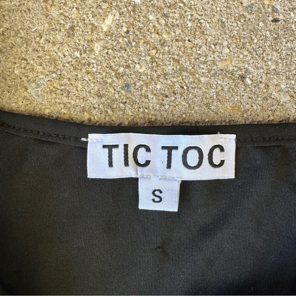 Black‎ Tic Toc Boutique Tank - S - Picture 2 of 2